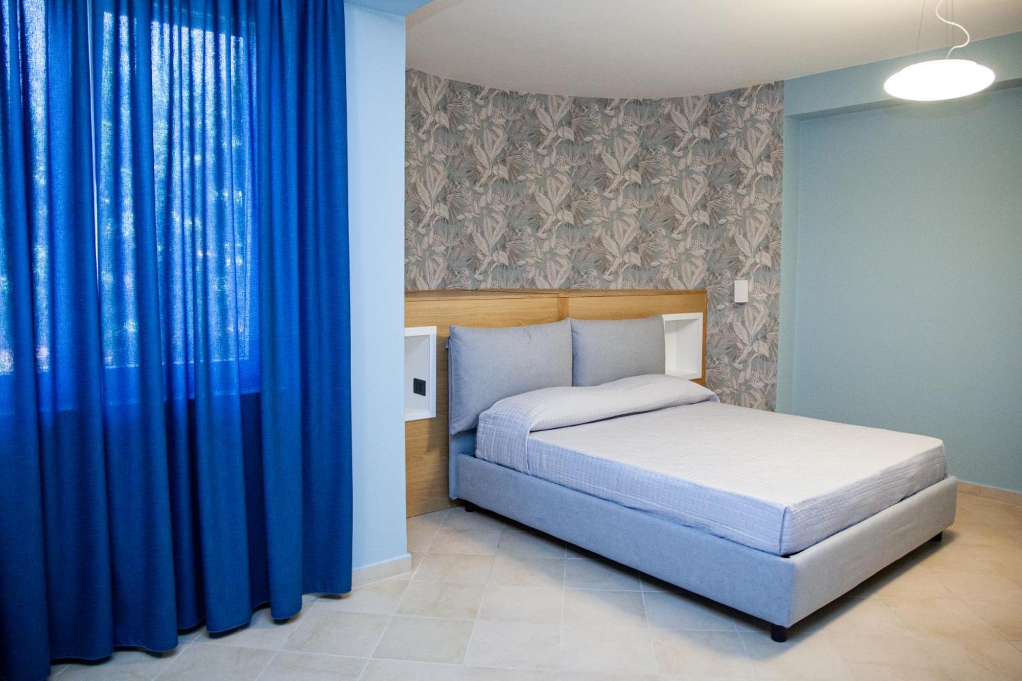 Le Colonne Bed and Breakfast Cassino Exteriör bild